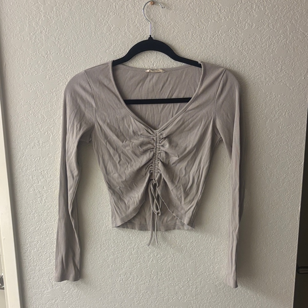 ILLA ILLA Taupe Ruched Drawstring Long Sleeve Top